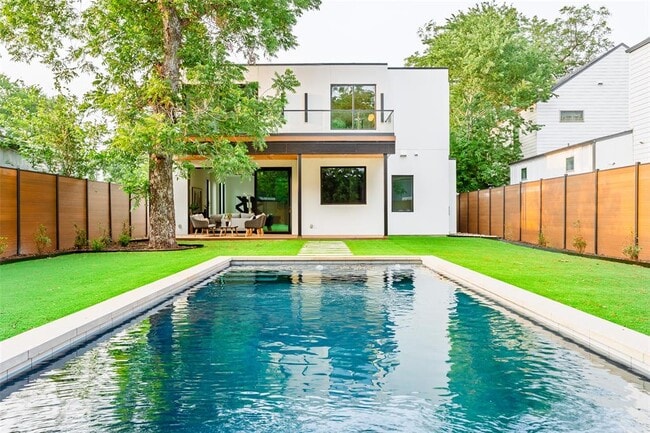 2807 Garwood St in Austin, TX - Foto de edificio - Building Photo