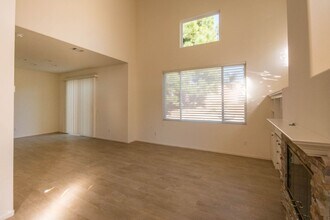 6020 Paseo Airoso in Carlsbad, CA - Building Photo - Building Photo