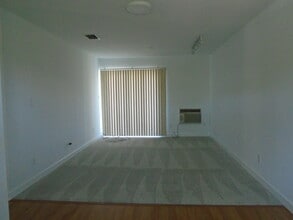 3101 Bee Ridge Rd in Sarasota, FL - Foto de edificio - Building Photo