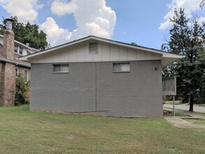 219 Barton St in Little Rock, AR - Building Photo - Building Photo