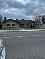 1020 W Minnesota Ave in Turlock, CA - Building Photo