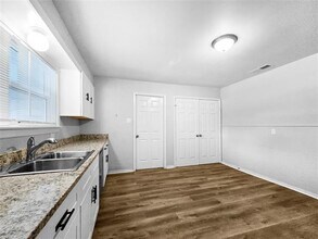 4561 Wheatland Dr in Fort Worth, TX - Building Photo - Building Photo
