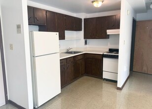 Nottingham Towers Apartments in Waterbury, CT - Building Photo - Interior Photo