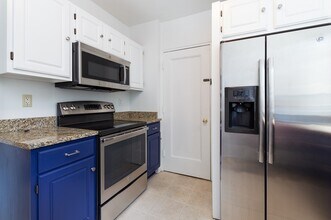 45 Harvard Ave, Unit 3 in Brookline, MA - Building Photo - Building Photo