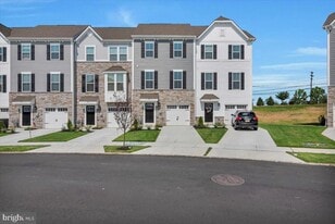 40 Hamilton Ct in Pennsauken, NJ - Building Photo