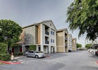 Sierra Oaks in Turlock, CA - Building Photo - Building Photo