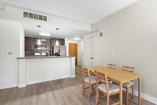 253 Washington St in Jersey City, NJ - Building Photo
