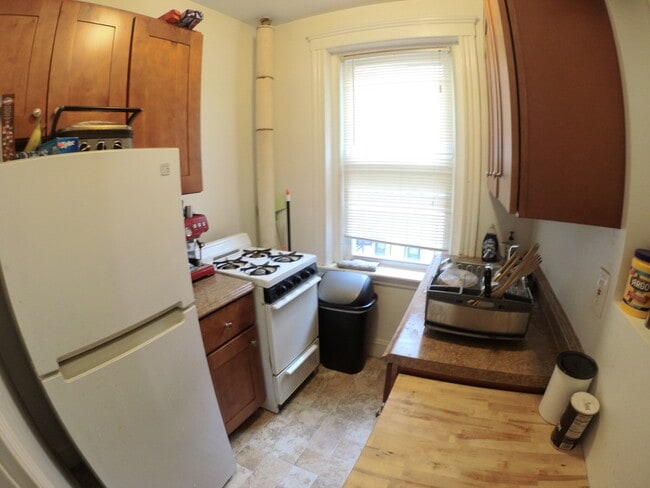 1460 Commonwealth Ave, Unit 1450-11