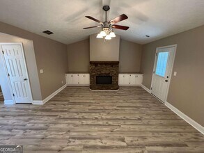 55 Dove Point Cir in Covington, GA - Building Photo - Building Photo