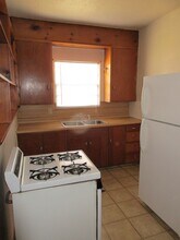 1006 N Bradley St in Weatherford, OK - Building Photo - Building Photo