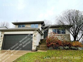 2321 Talc Trail in Madison, WI - Building Photo