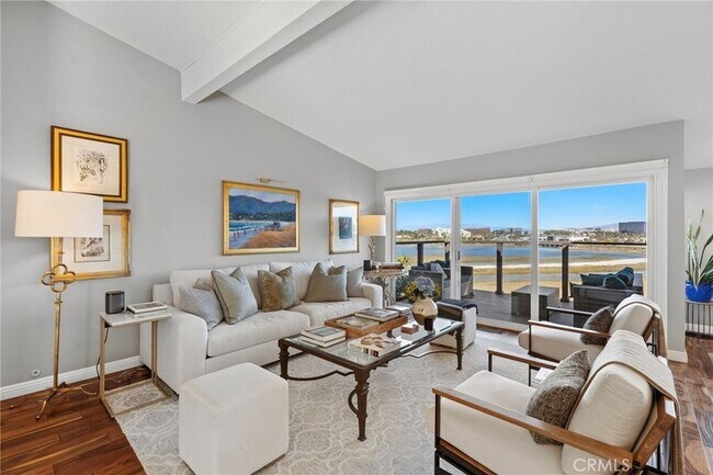 2981 Quedada in Newport Beach, CA - Foto de edificio - Building Photo