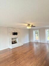 1016 Lois Ln in Bowling Green, KY - Building Photo - Building Photo