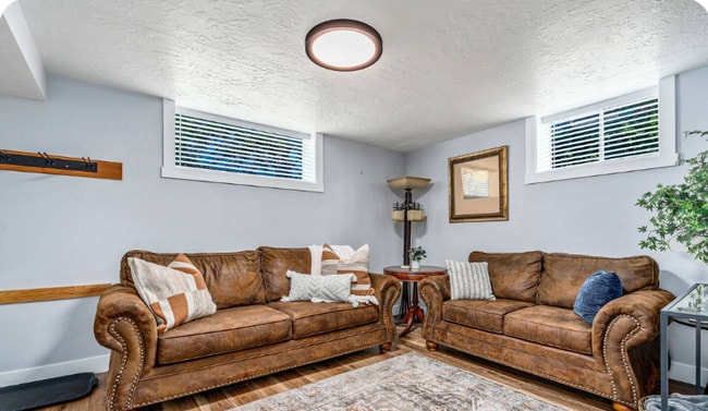 property at 444 N Oakley St