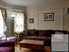 19 Turner St, Unit 1 in Boston, MA - Building Photo - Building Photo