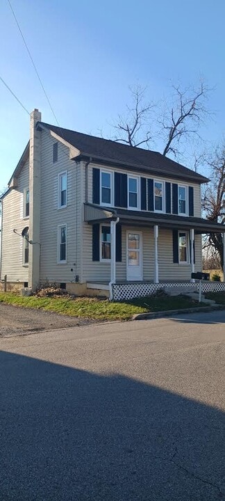86 N Blettner Ave, Unit Second Floor Apartment in Hanover, PA - Foto de edificio
