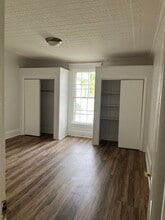38 6th St, Unit 1 in Bangor, ME - Building Photo - Building Photo