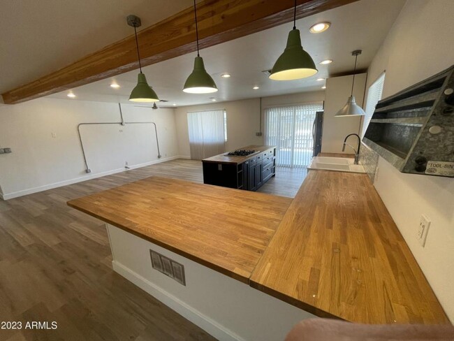 605 E Ellis Dr in Tempe, AZ - Building Photo - Building Photo