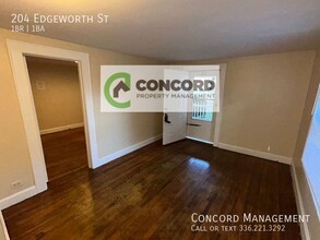 204 Edgeworth St in High Point, NC - Building Photo - Building Photo