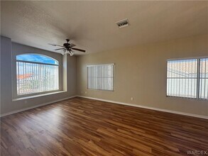 3323 N Ridge Ave in Bullhead City, AZ - Building Photo - Building Photo