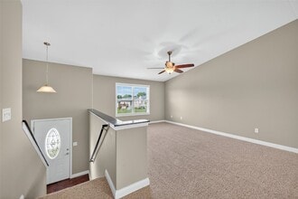 303 Shadow Trace Dr in Wentzville, MO - Building Photo - Building Photo