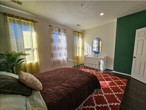 2517 Saint Paul St, Unit #3 in Baltimore, MD - Building Photo - Building Photo