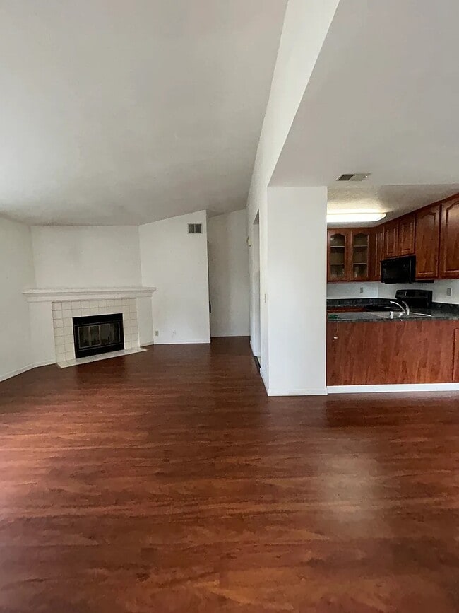 4864 Iris Terrace in Fremont, CA - Building Photo - Building Photo