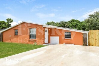 1089 Drexel Rd in West Palm Beach, FL - Building Photo - Building Photo
