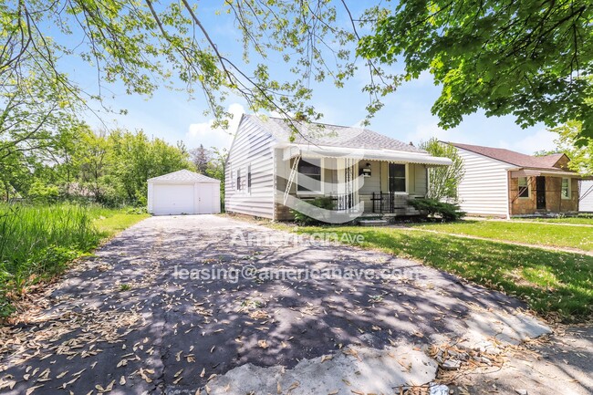 465 Montana Ave in Pontiac, MI - Building Photo - Building Photo