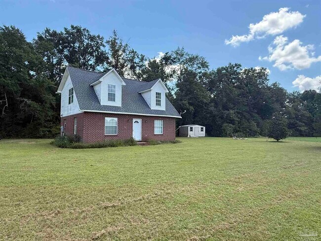 3062 Bud Diamond Rd in Jay, FL - Building Photo - Building Photo