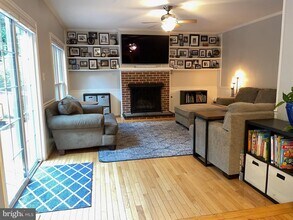13110 Pelmira Ridge Ct in Herndon, VA - Building Photo - Building Photo