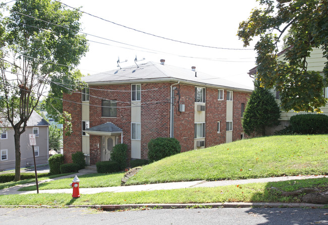 64 Hayes St in New Britain, CT - Building Photo - Building Photo