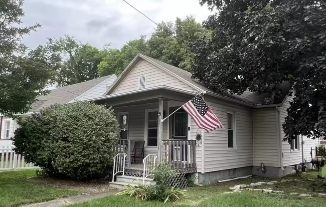 property at 1308 Wright St