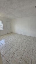 2114 Biarritz Dr in Miami Beach, FL - Building Photo - Building Photo