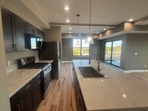 Dutchtowne Pointe in Easton, PA - Building Photo - Building Photo