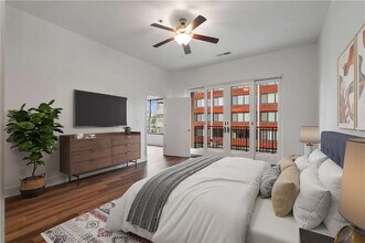 384 Ralph McGill Blvd NE in Atlanta, GA - Building Photo - Building Photo
