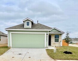 10631 Varmus Dr in Converse, TX - Building Photo