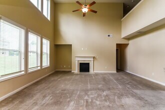 192 Moorland Way NE in Lawrenceville, GA - Foto de edificio - Building Photo