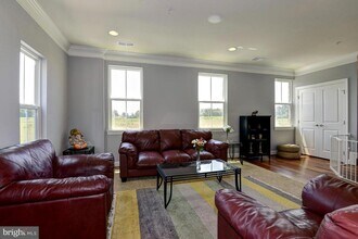 346 Urban Avenue in Gaithersburg, MD - Building Photo - Building Photo
