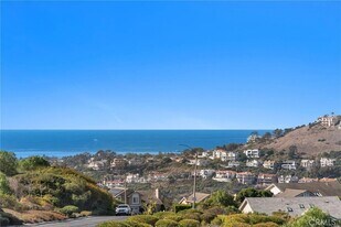 2847 Calle Heraldo, Unit 304 in San Clemente, CA - Building Photo