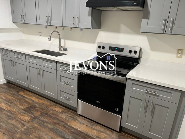 5955 23rd Ave S in Seattle, WA - Building Photo - Building Photo