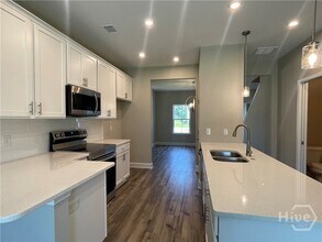219 HAISLEY RUN in Guyton, GA - Foto de edificio - Building Photo
