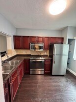 2323 SW 82nd Way in North Lauderdale, FL - Building Photo