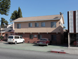 7118 Seville Ave Apartments