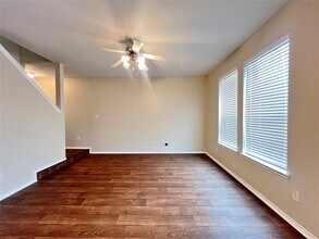 2204 Stonebrook Ln in Mesquite, TX - Building Photo - Building Photo