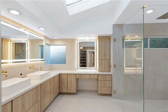 18826 Winnwood Ln in Santa Ana, CA - Building Photo - Building Photo