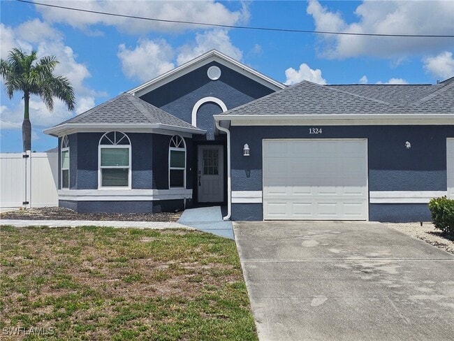 1324 SE 6th Ave in Cape Coral, FL - Building Photo - Building Photo