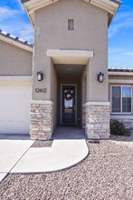 12612 Dorchester Ave in Horizon City, TX - Foto de edificio - Building Photo