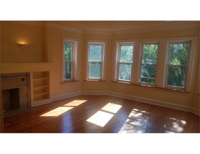 property at 7935 S Wood St