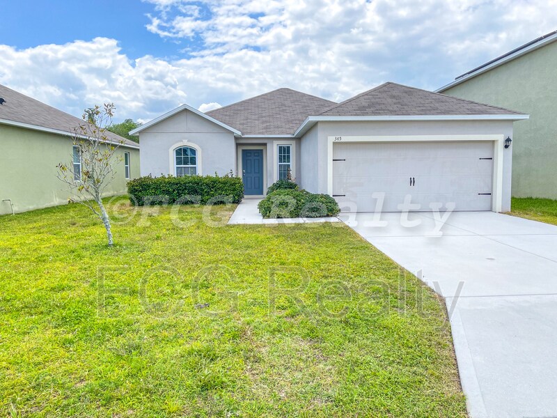 345 Holly Berry Dr in Davenport, FL - Building Photo